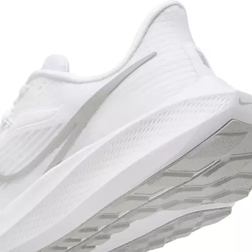 Women's Nike Air Zoom Pegasus 39 Running Shoes - Image 8